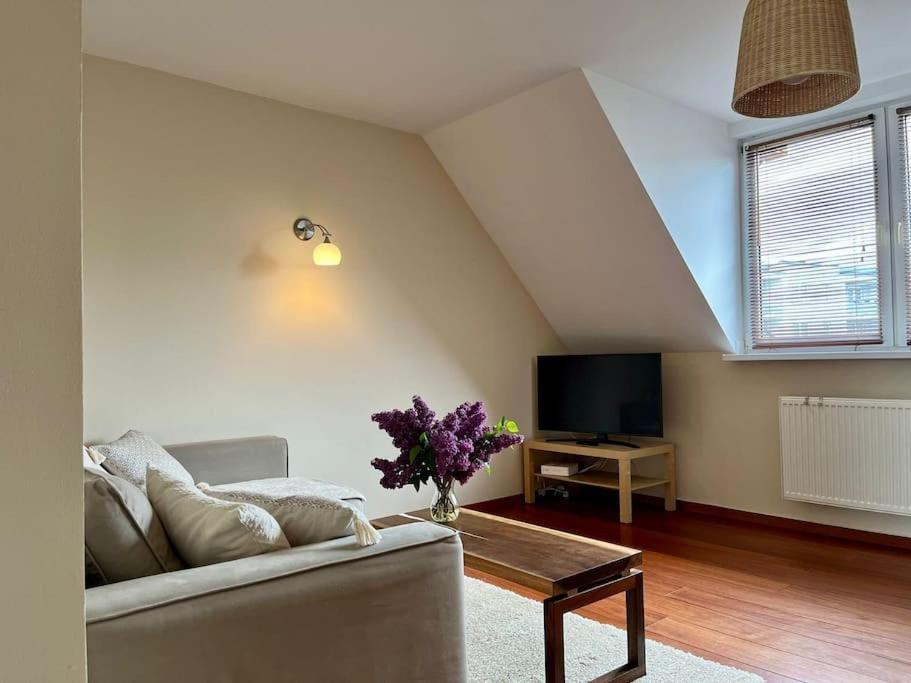 Apartament Hemingwaya Jelenia Góra Exterior foto